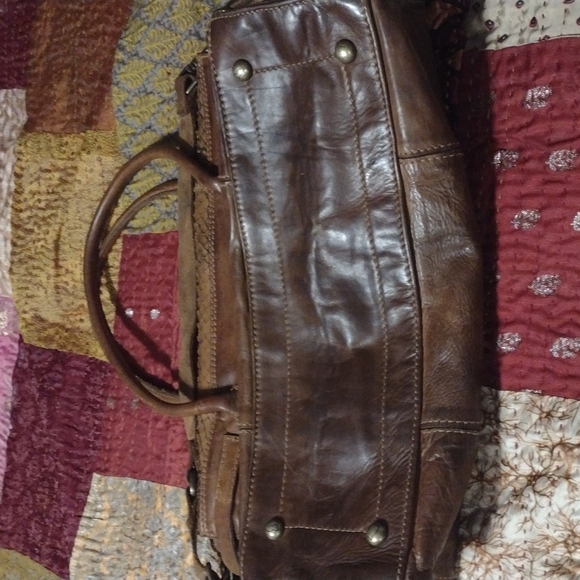 RARE Giant Campomaggi Italian leather studded messenger bag with leather scales - Picture 9 of 16